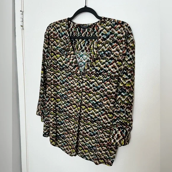 NWOT LIVERPOOL LA multi 3/4 sleeve pop over blouse M - Picture 2 of 9